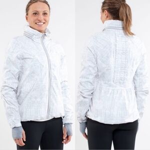Womens Lululemon Run Hustle Jacket Size 6 White Reflective Glacier Lace